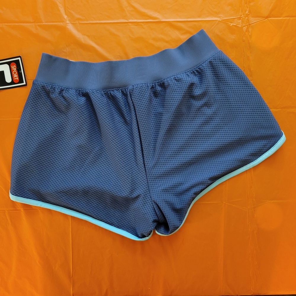 Shorts - Picture 2 of 8